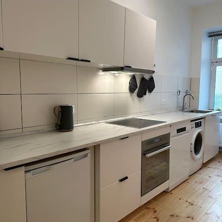 Modernes 2 Zimmer Apartment เบอร์ลิน ภายนอก รูปภาพ