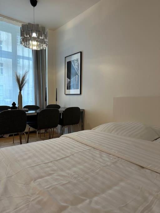 Modernes 2 Zimmer Apartment เบอร์ลิน ภายนอก รูปภาพ
